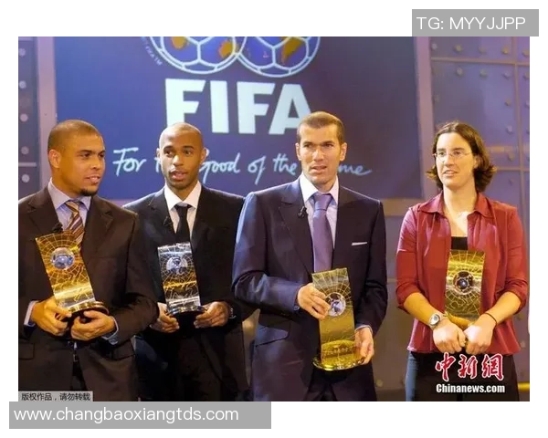 足球界的传奇对决谁是当今最强足球明星的王者之争